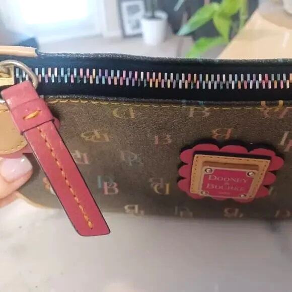 VTG Rare Dooney & Bourke Gray Multicolor Logo Baguette Bag Y2K 90s - Picture 8 of 16